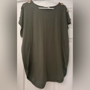 Zenana Olive Green Top Size M Short Sleeve